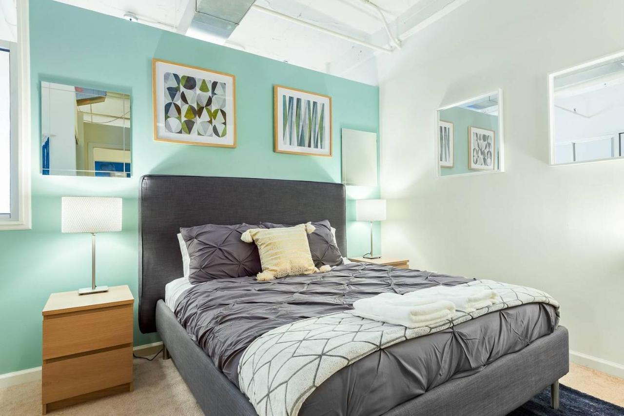 Апартаменты Trifecta 2Br Free Parking Modern Superhost Дарем Экстерьер фото
