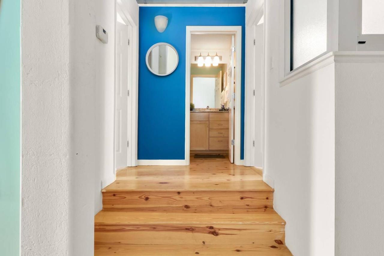 Апартаменты Trifecta 2Br Free Parking Modern Superhost Дарем Экстерьер фото